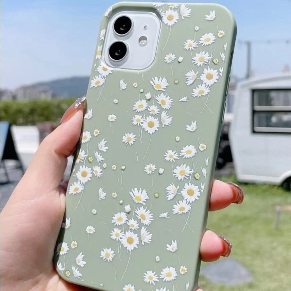 ⚠️Clearance iPhone 12/Pro/Pro Max Green Floral Pattern Phone Case